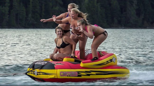How to pull a tube behind a boat